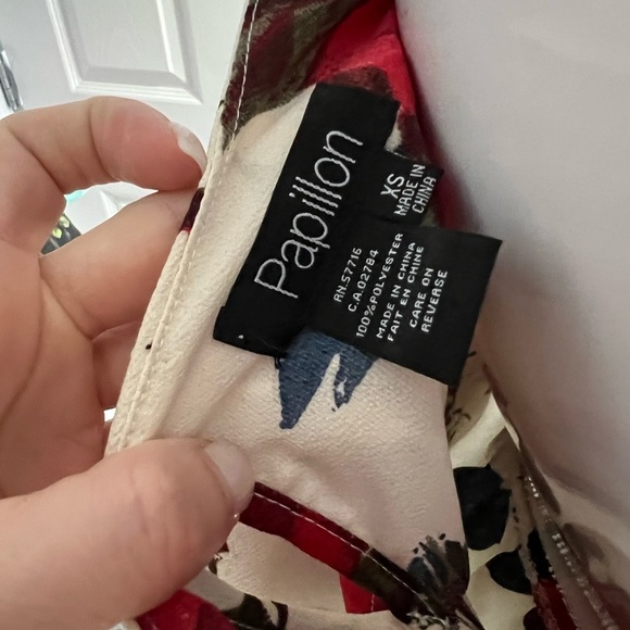 COPY - PAPILLON CROP FLORAL SHIRT XS - Picture 5 of 7